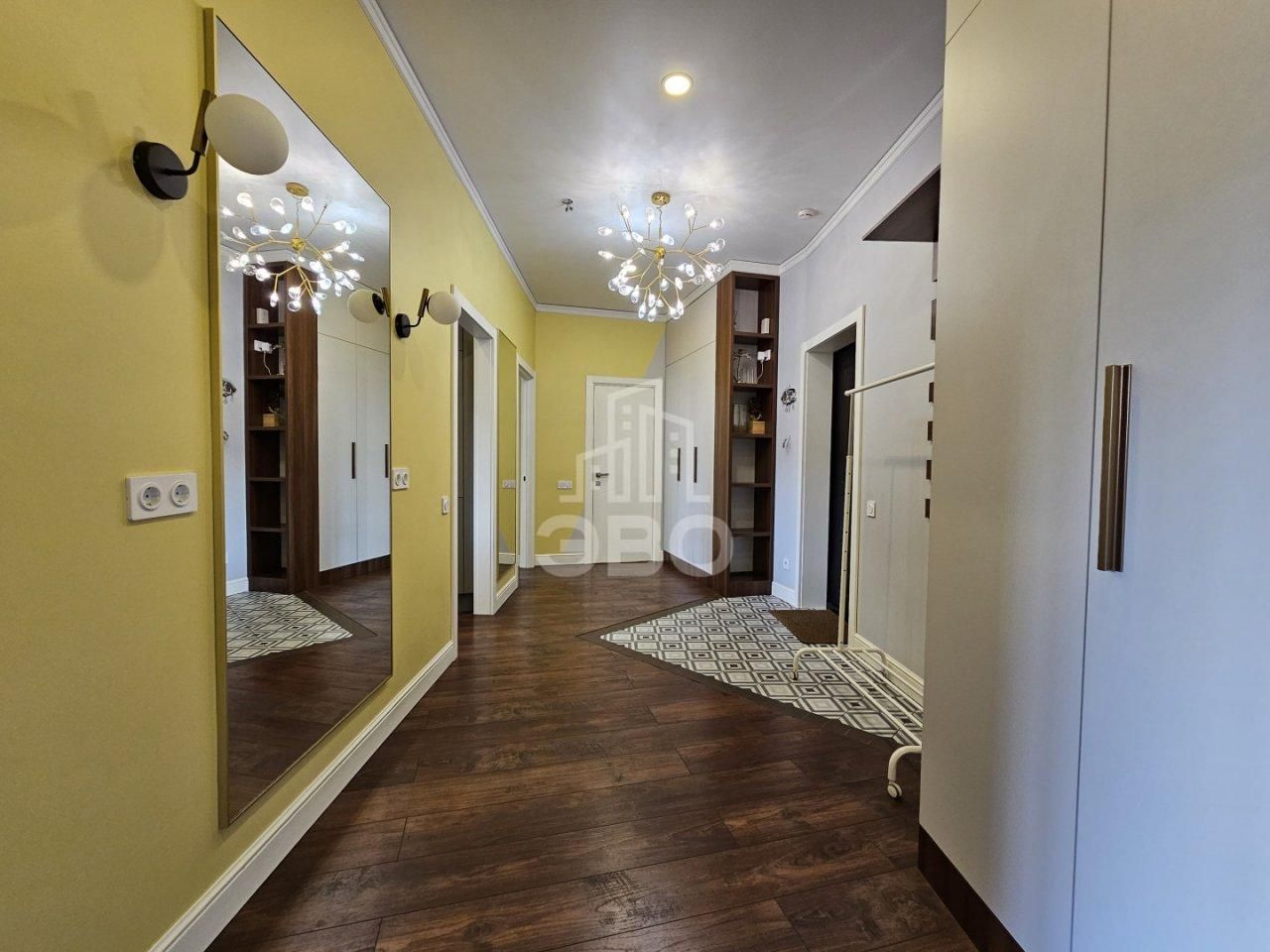 двухкомнатная квартира в Санкт-Петербурге по адресу: Ушаковская наб., 3, к 2