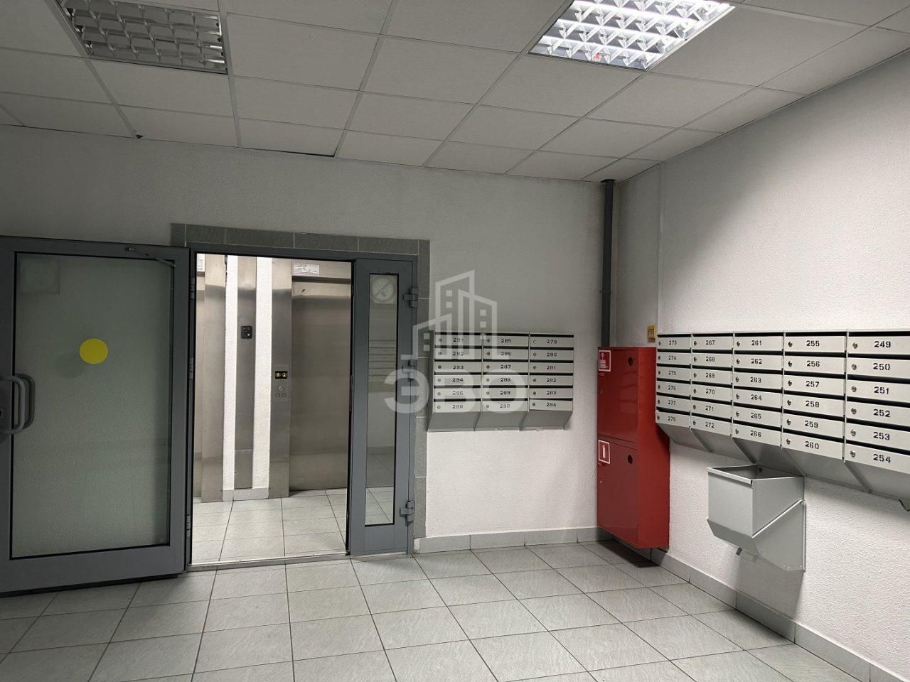 однокомнатная квартира в Санкт-Петербурге по адресу: Героев проспект, 27, к 1