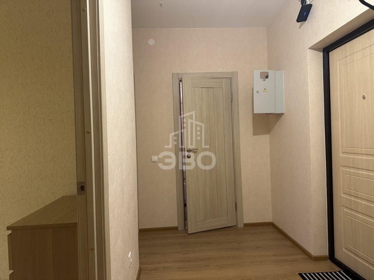 однокомнатная квартира в Санкт-Петербурге по адресу: Героев проспект, 27, к 1