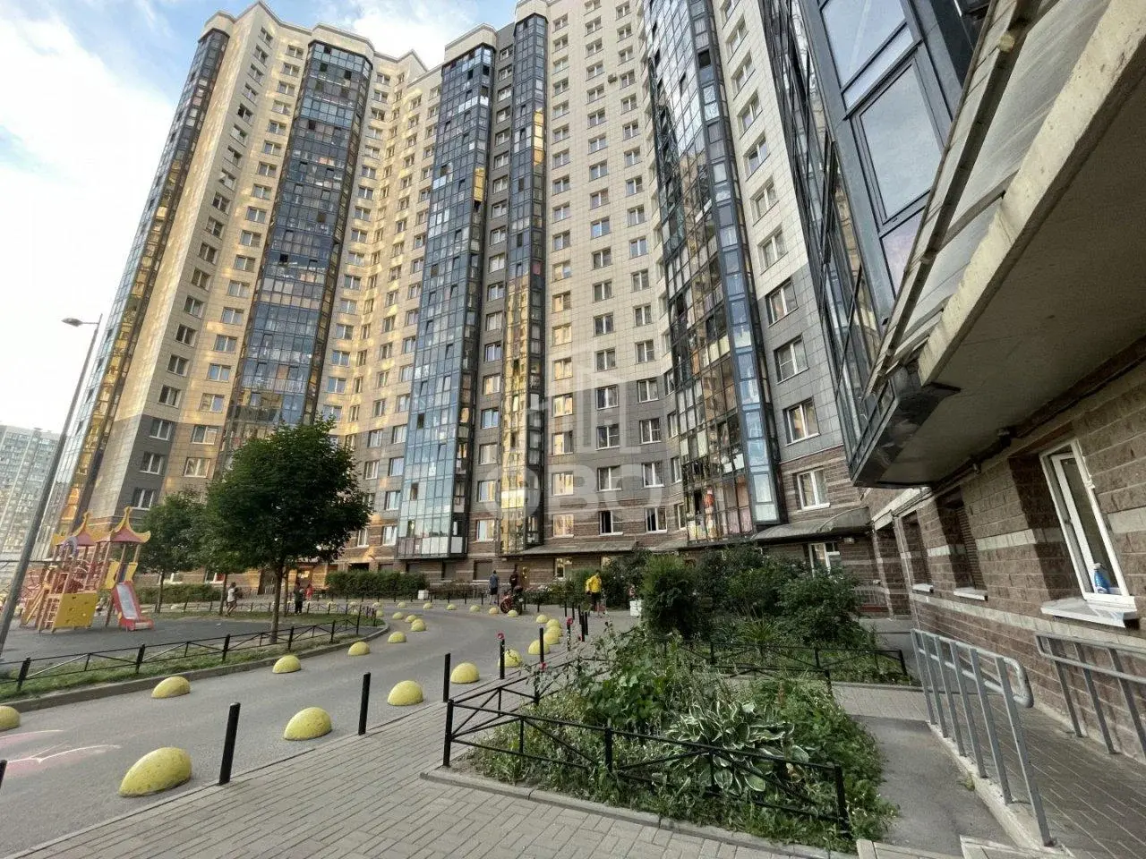 однокомнатная квартира в Санкт-Петербурге по адресу: Русановская ул., 17, к 2