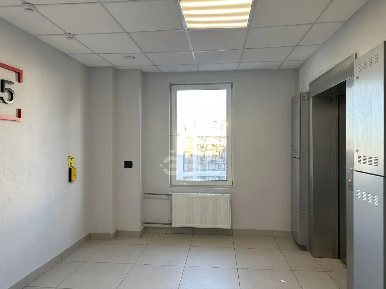 студия в Санкт-Петербурге по адресу: Верхне-Каменская ул., 9, к 1