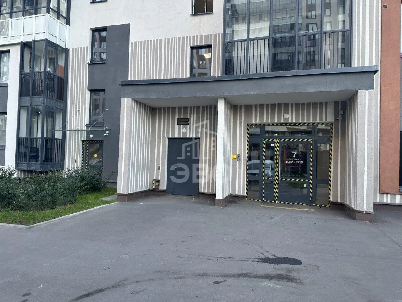студия в Санкт-Петербурге по адресу: Верхне-Каменская ул., 9, к 1