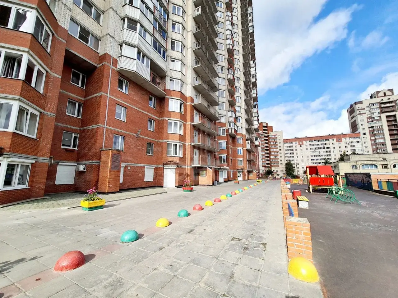 однокомнатная квартира в Санкт-Петербурге по адресу: Караваевская ул., 28