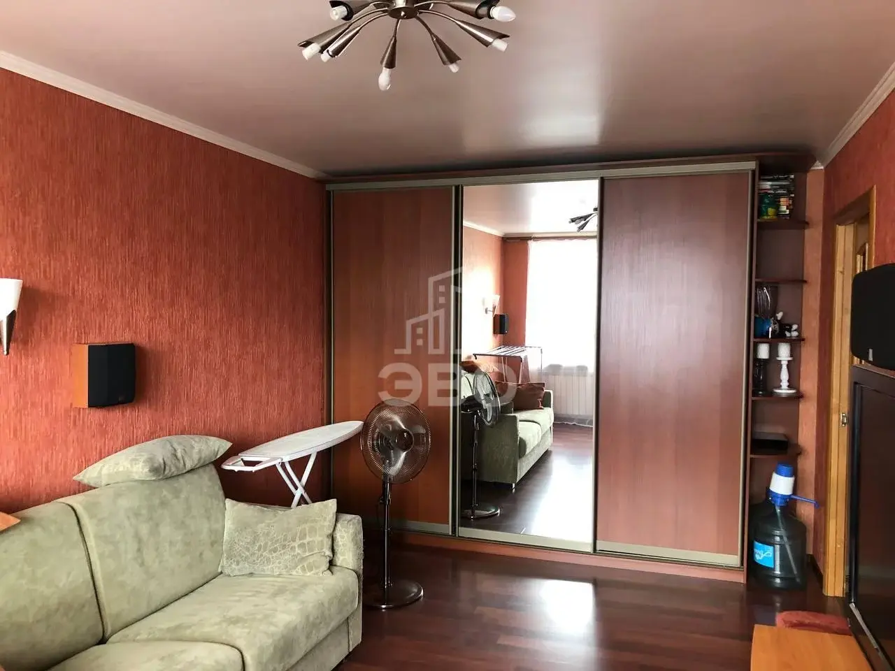 двухкомнатная квартира в Санкт-Петербурге по адресу: Партизана Германа ул., 12