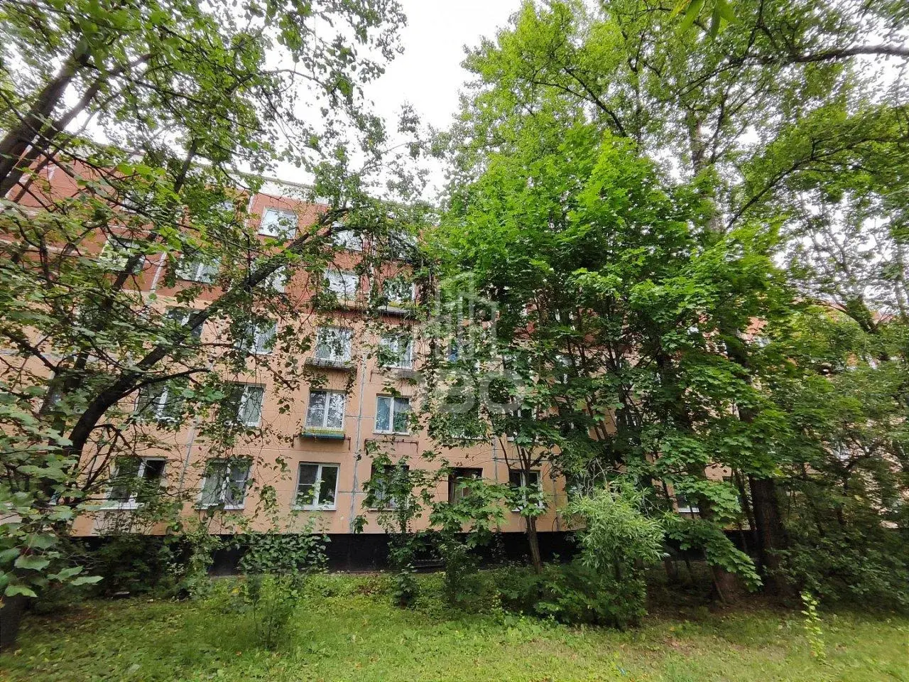 трехкомнатная квартира в Санкт-Петербурге по адресу: Дачный проспект, 16, к 1, литера А