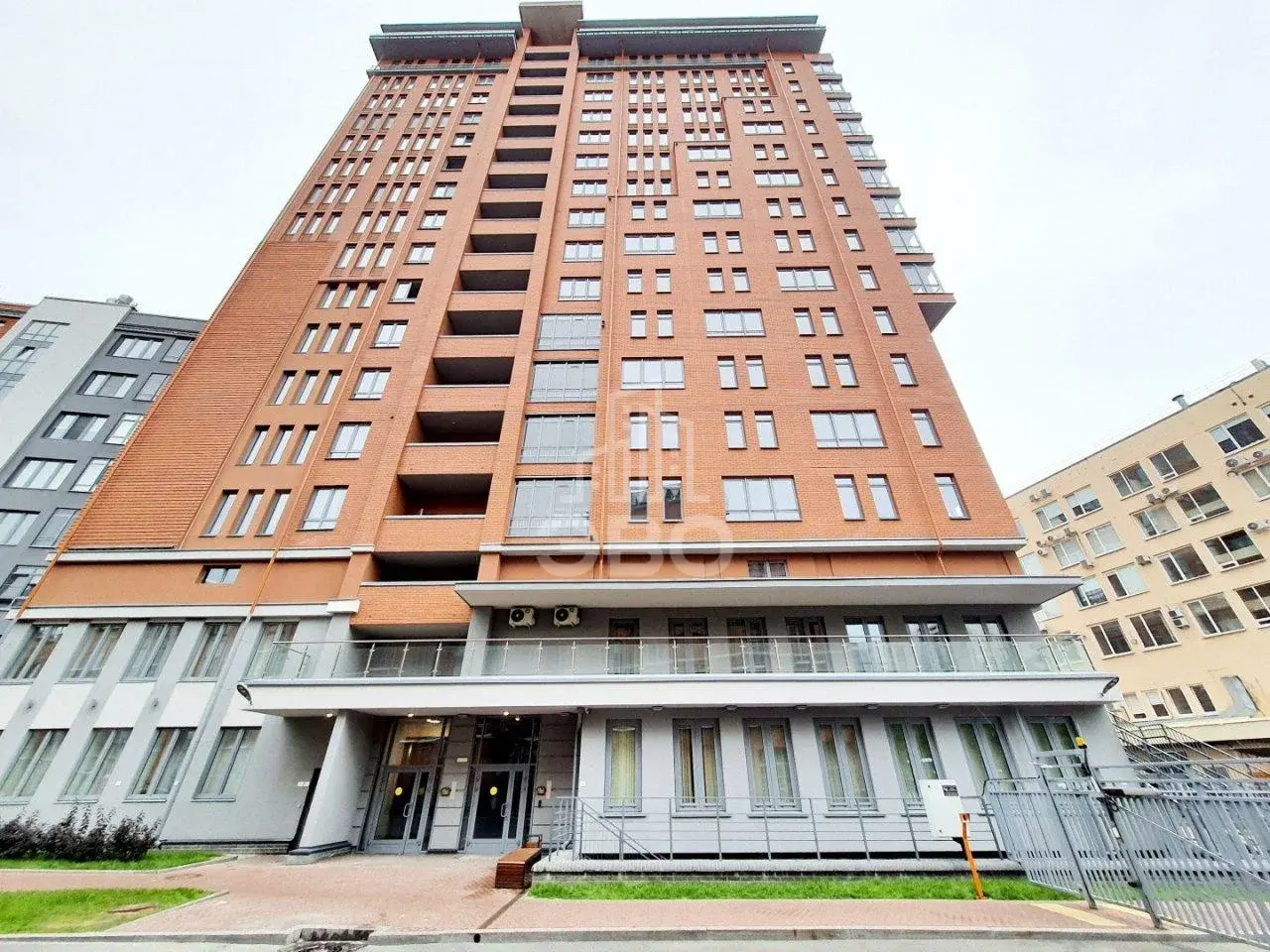 двухкомнатная квартира в Санкт-Петербурге по адресу: Обуховской Обороны проспект, 70, к 4