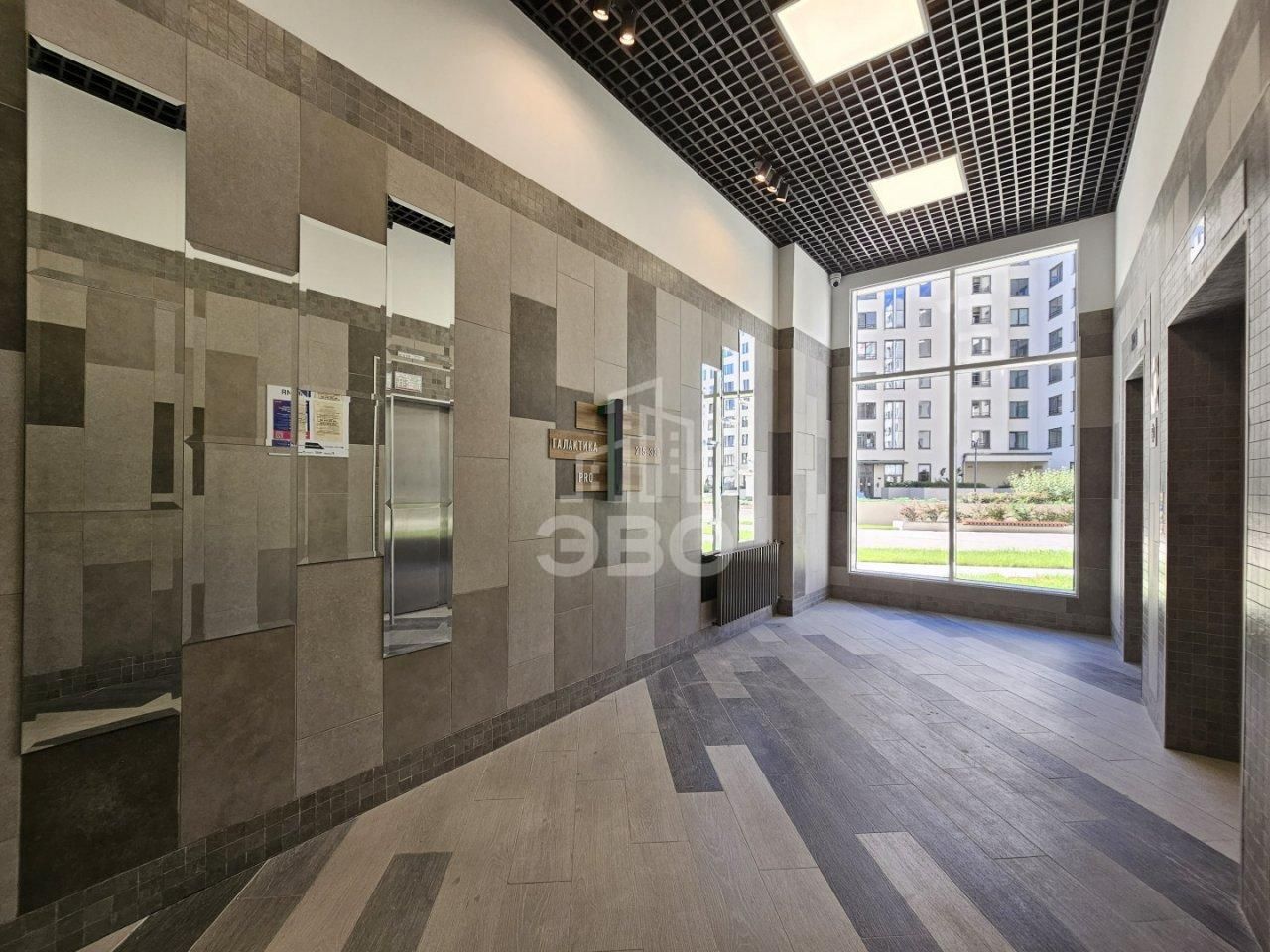 двухкомнатная квартира в Санкт-Петербурге по адресу: Измайловский б-р., 4, к 2