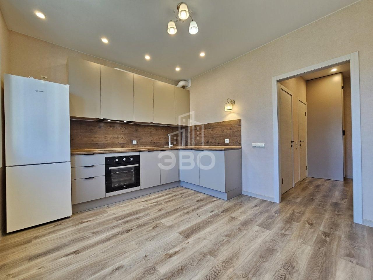 двухкомнатная квартира в Санкт-Петербурге по адресу: Измайловский б-р., 4, к 2