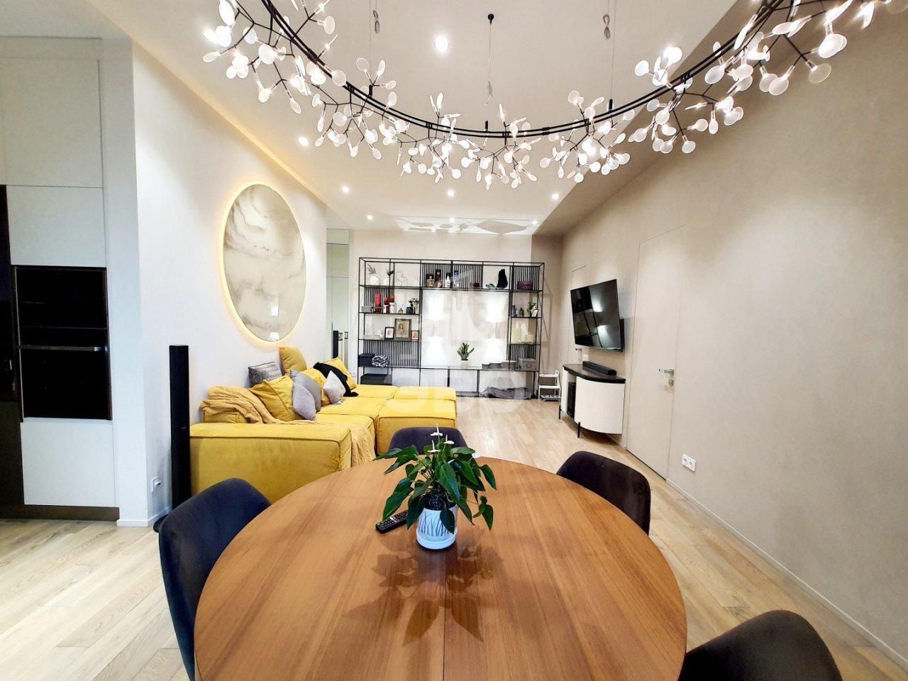 двухкомнатная квартира в Санкт-Петербурге по адресу: Петровский проспект, 5, строение 1