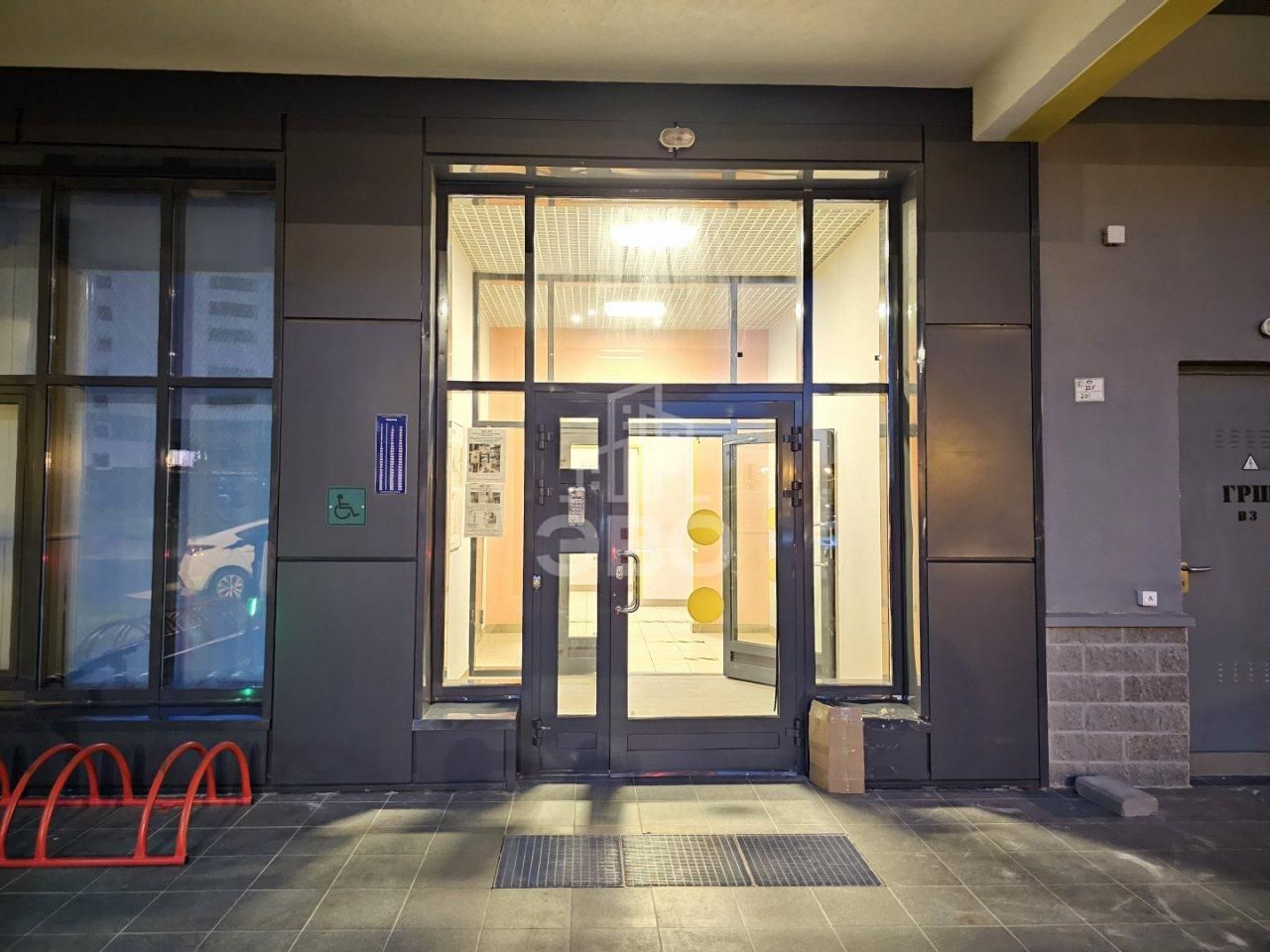 двухкомнатная квартира в Санкт-Петербурге по адресу: Реки Каменки наб., 21, к 1