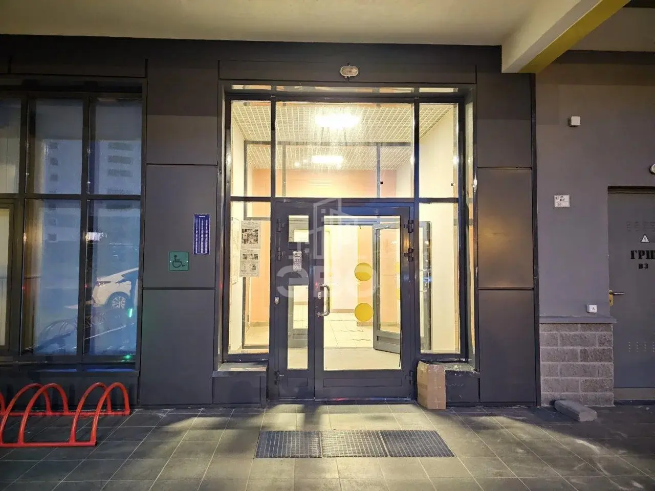 двухкомнатная квартира в Санкт-Петербурге по адресу: Реки Каменки наб., 21, к 1
