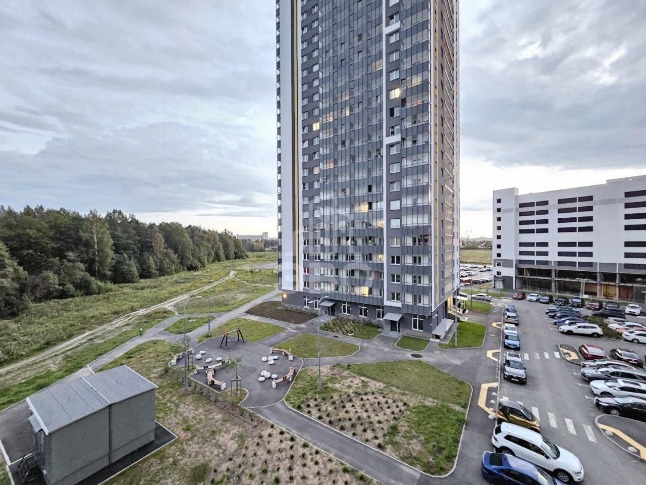 двухкомнатная квартира в Санкт-Петербурге по адресу: Реки Каменки наб., 21, к 1