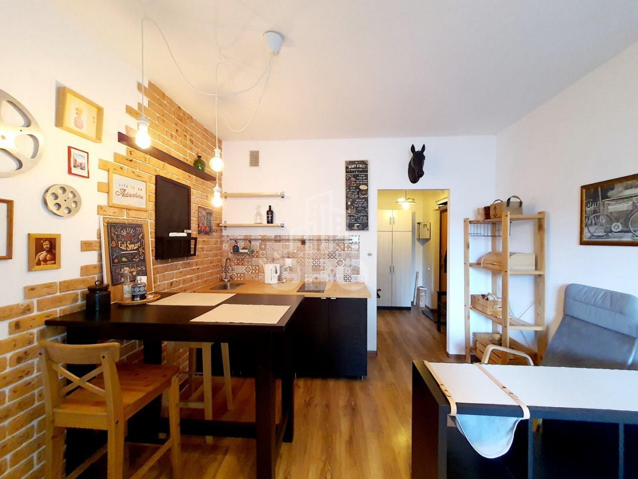 студия в Санкт-Петербурге по адресу: Австрийская ул., 4, к 2