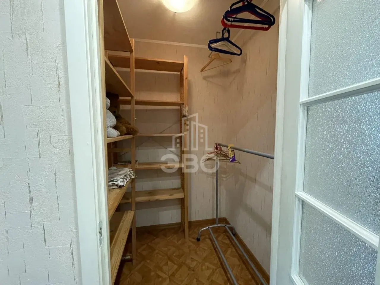 трехкомнатная квартира в Санкт-Петербурге по адресу: Солидарности проспект, 8, к 1, литера А