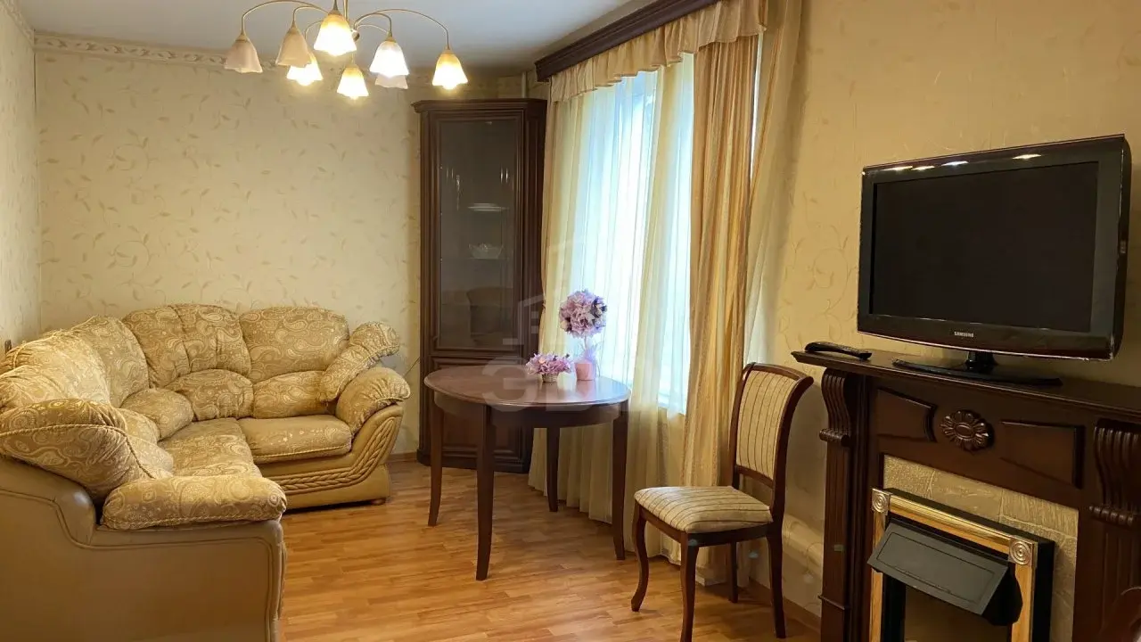 двухкомнатная квартира в Санкт-Петербурге по адресу: 2-я Комсомольская ул., 57, к 2