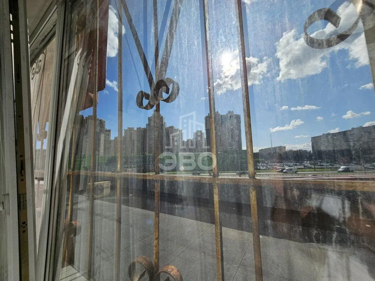 трехкомнатная квартира в Санкт-Петербурге по адресу: Савушкина ул., 127