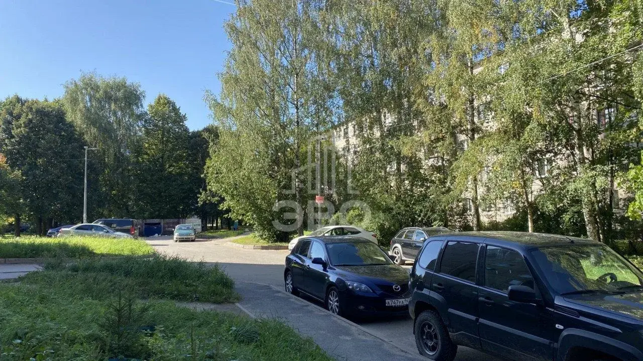 двухкомнатная квартира в Санкт-Петербурге по адресу: Юных пионеров ул., 18, к 4