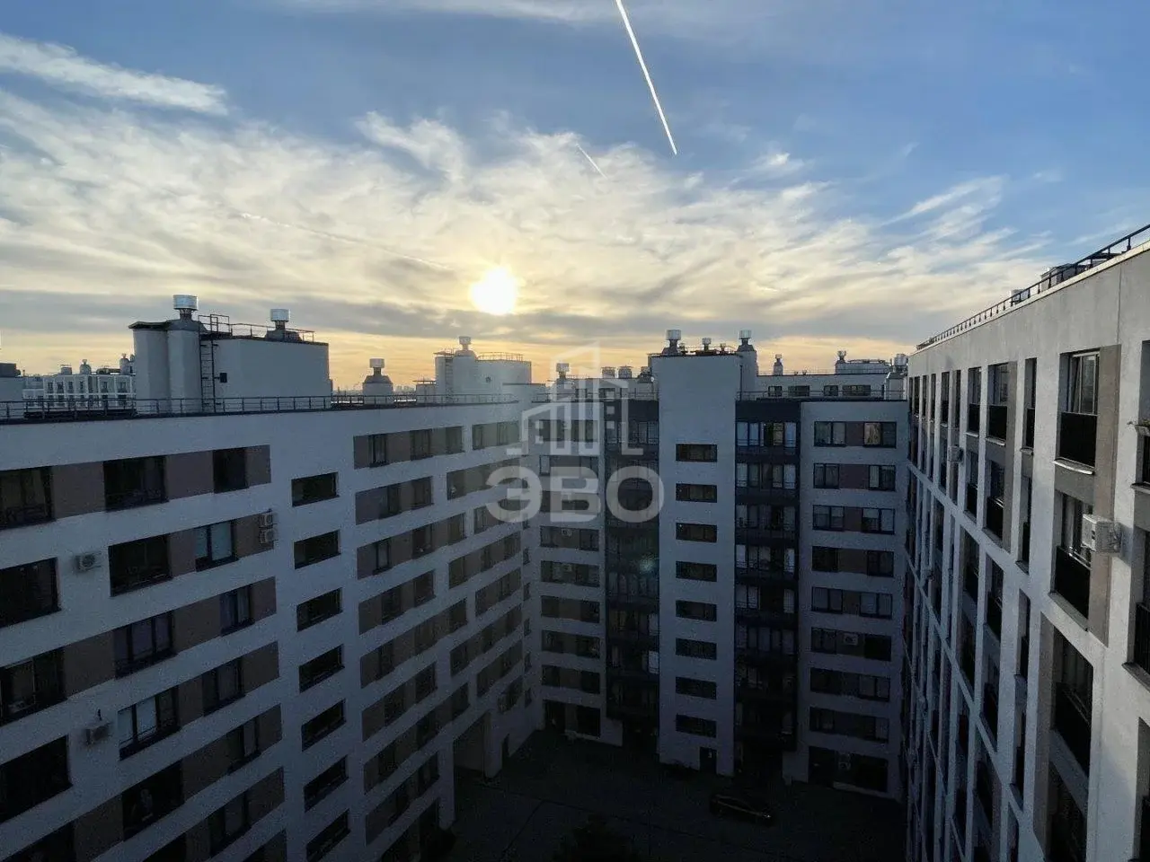 трехкомнатная квартира в Санкт-Петербурге по адресу: Кременчугская ул., 13, к 1, литера А