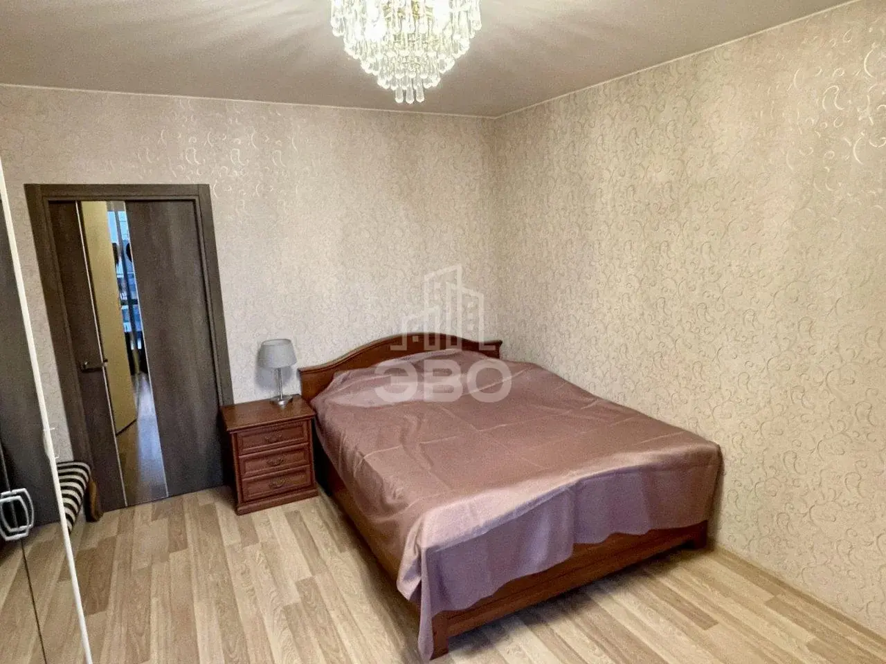 трехкомнатная квартира в Санкт-Петербурге по адресу: Кременчугская ул., 13, к 1, литера А