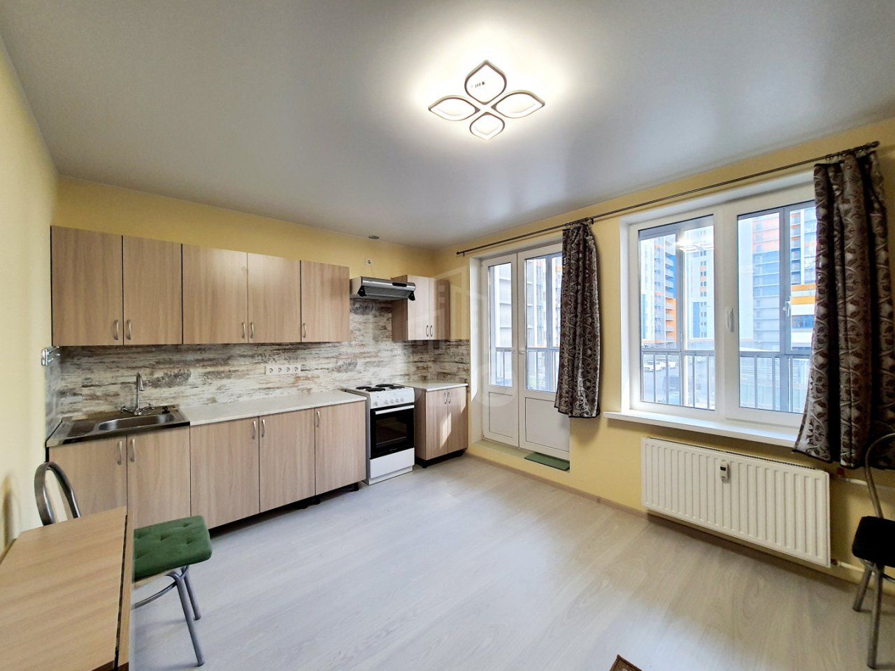 студия в Ленинградская область по адресу: Екатерининская ул., 3/4