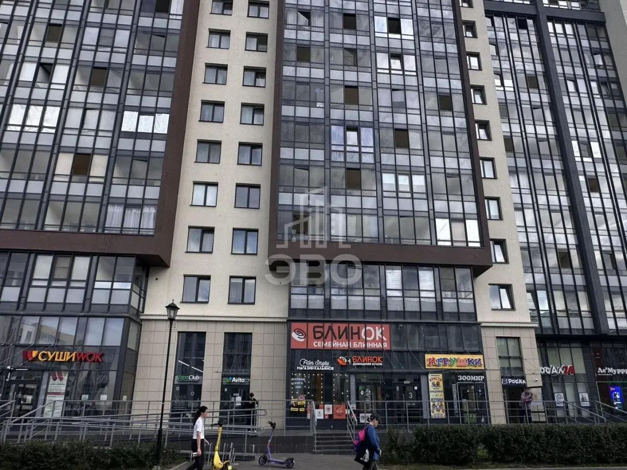 коммерция в Санкт-Петербурге по адресу: Генерала Кравченко ул., 8, строение 1