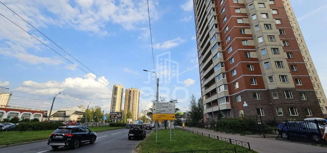 двухкомнатная квартира в Санкт-Петербурге по адресу: Королёва проспект, 20, к 1