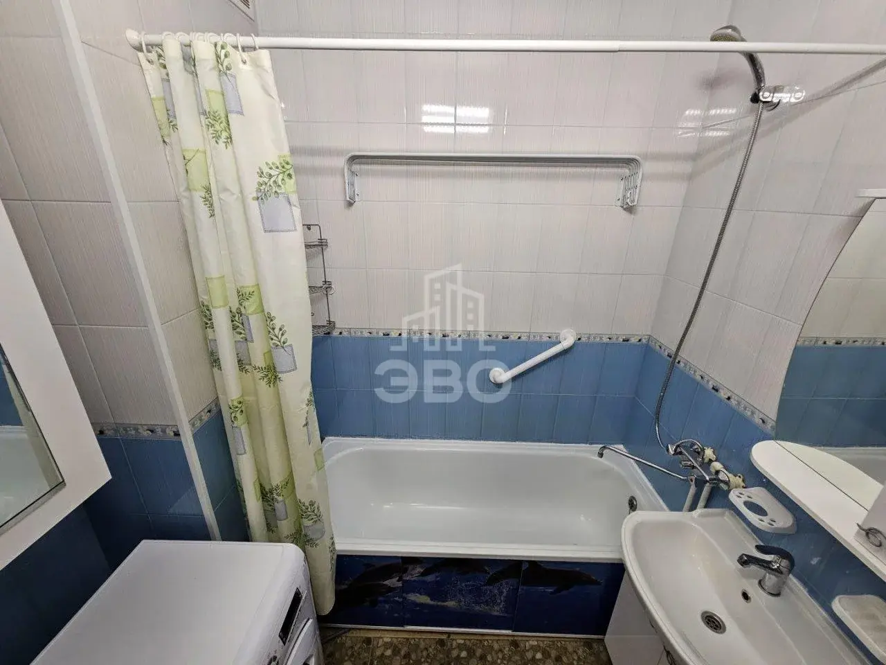 двухкомнатная квартира в Санкт-Петербурге по адресу: Королёва проспект, 20, к 1