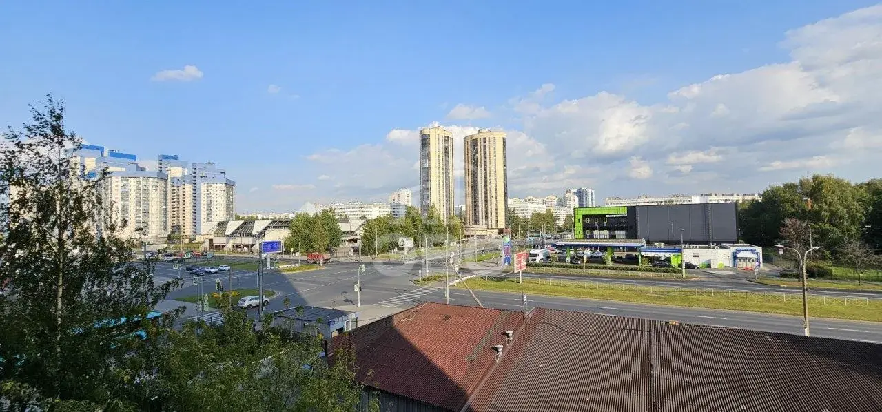 двухкомнатная квартира в Санкт-Петербурге по адресу: Королёва проспект, 20, к 1