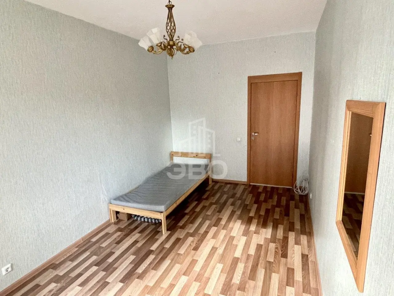трехкомнатная квартира в Санкт-Петербурге по адресу: Сибирская ул., 16, литера А
