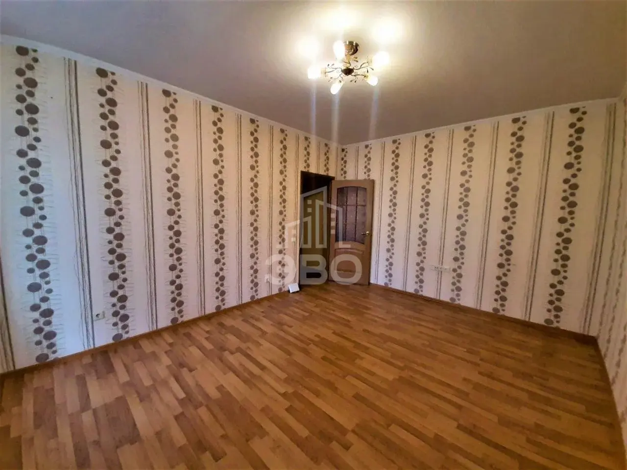 трехкомнатная квартира в Санкт-Петербурге по адресу: Ленинский проспект, 147, к 2