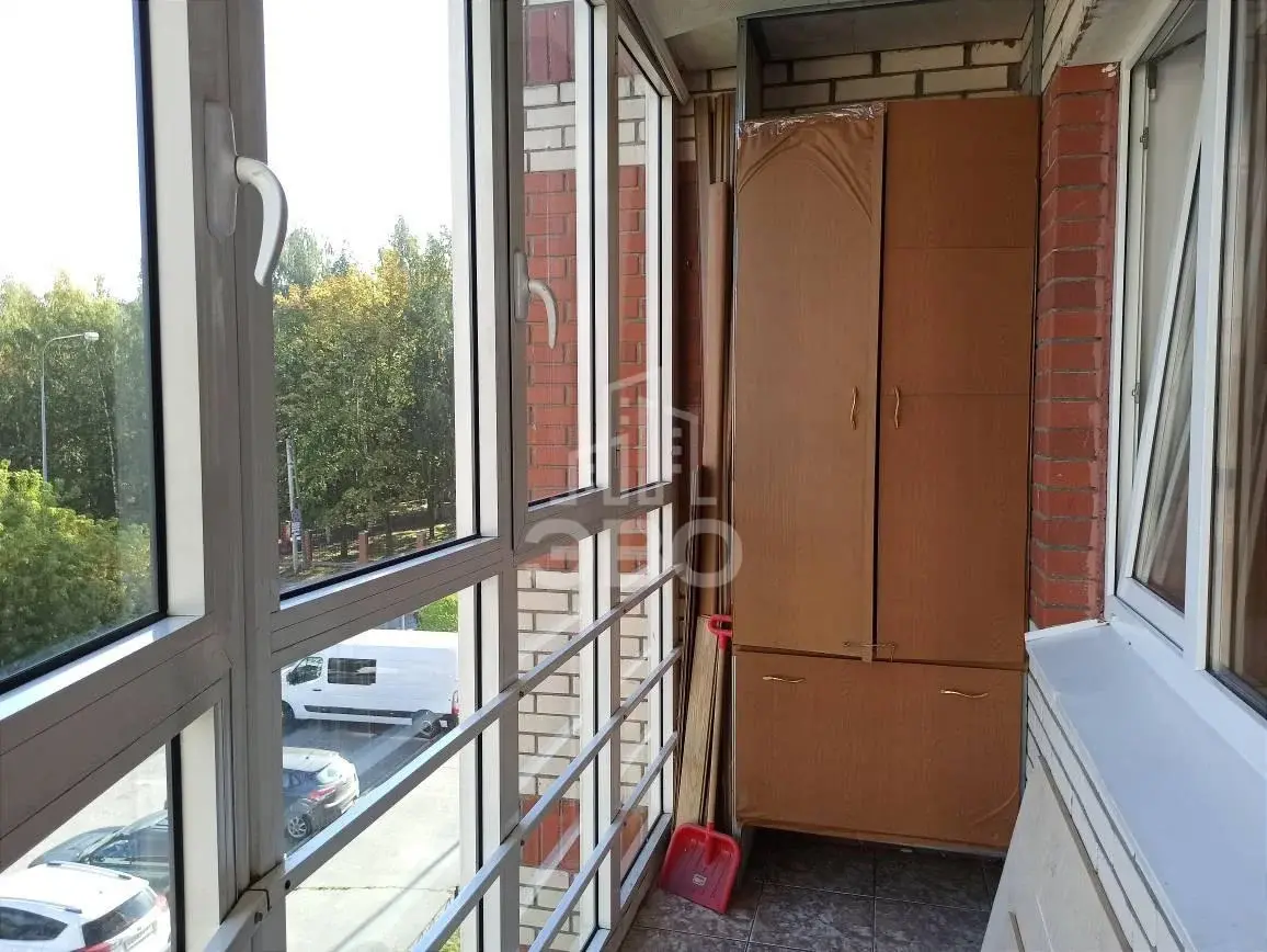двухкомнатная квартира в Санкт-Петербурге по адресу: Коммуны ул., 61