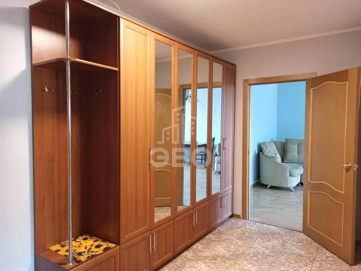 двухкомнатная квартира в Санкт-Петербурге по адресу: Коммуны ул., 61