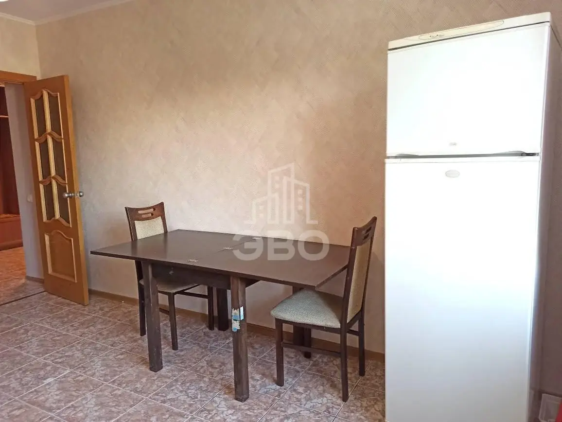 двухкомнатная квартира в Санкт-Петербурге по адресу: Коммуны ул., 61
