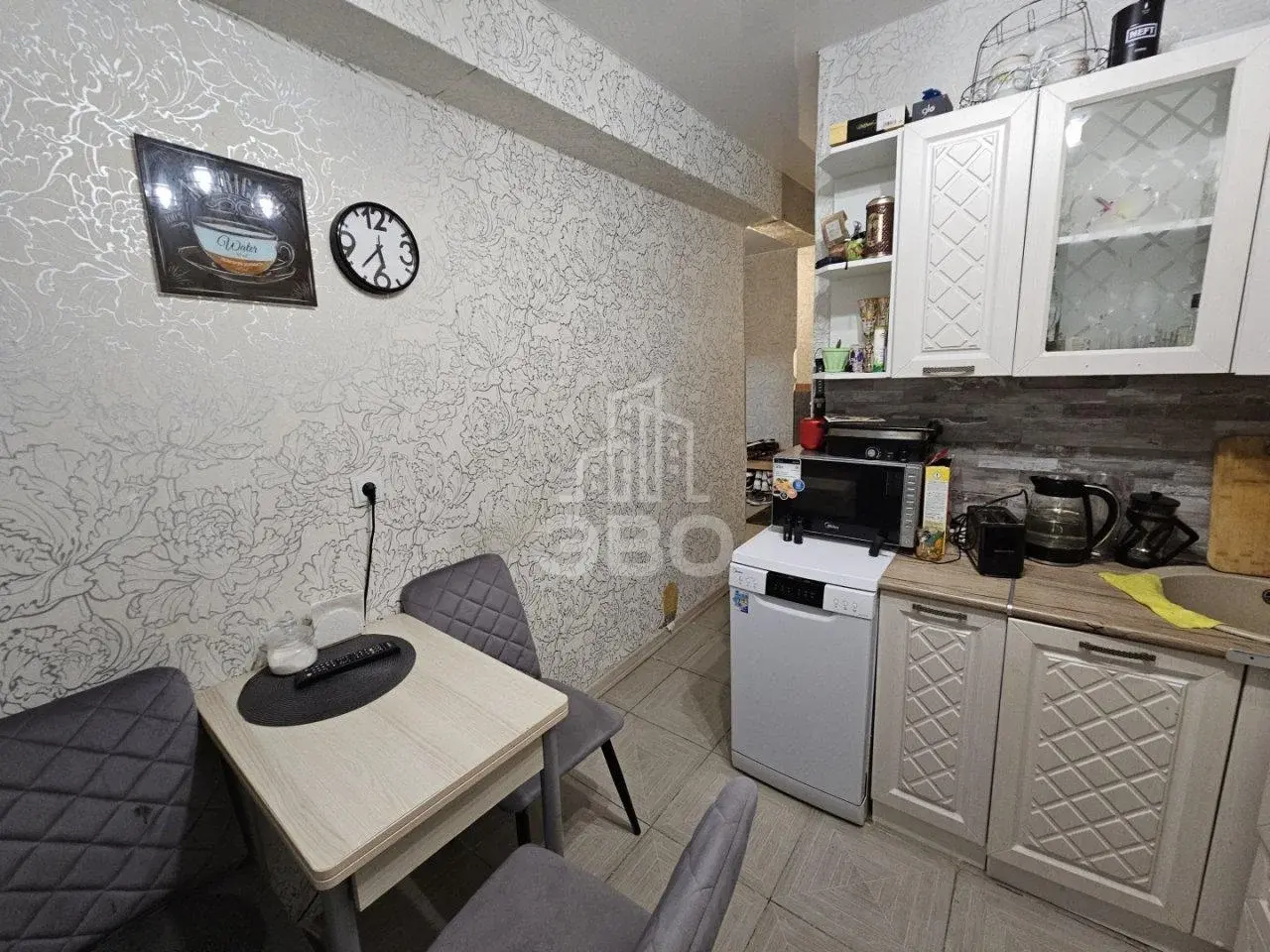 трехкомнатная квартира в Санкт-Петербурге по адресу: Ключевая ул., 19, литера А