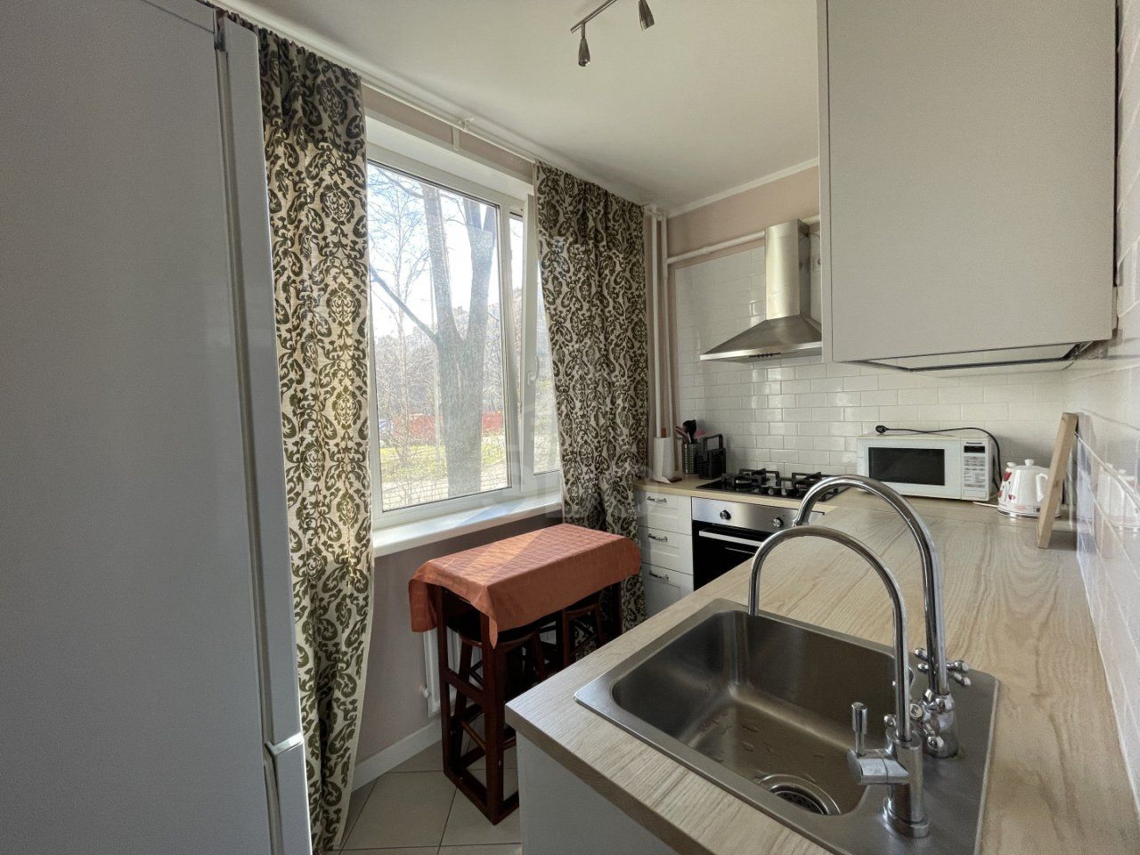 однокомнатная квартира в Санкт-Петербурге по адресу: Дальневосточный проспект, 46/28