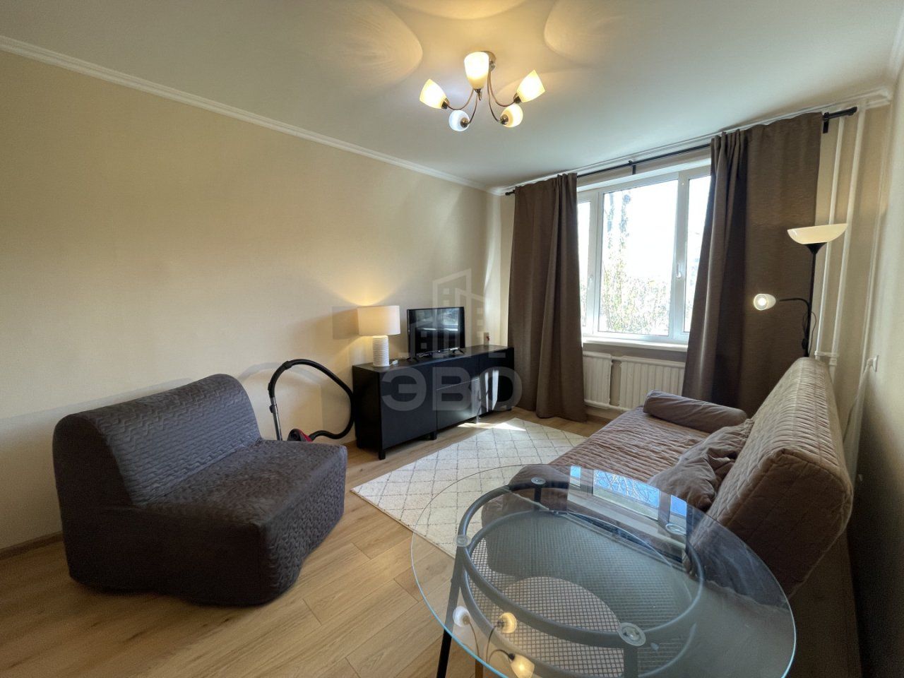 однокомнатная квартира в Санкт-Петербурге по адресу: Дальневосточный проспект, 46/28