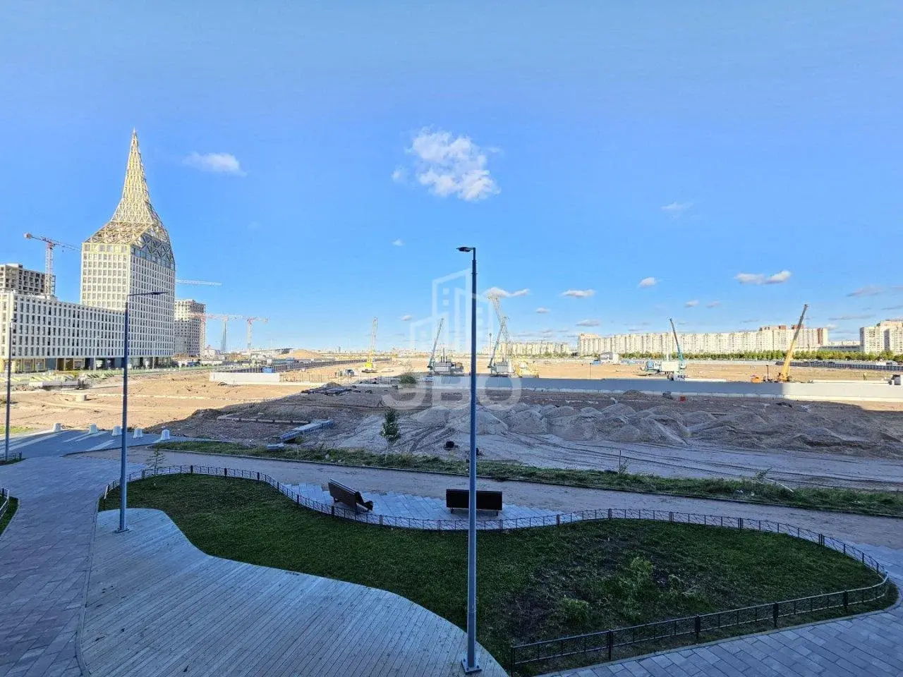 трехкомнатная квартира в Санкт-Петербурге по адресу: Вилькицкий б-р., 7, строение 1