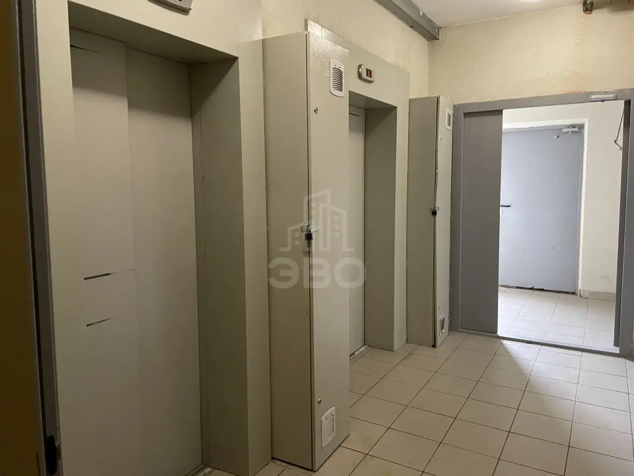 студия в Ленинградской области по адресу: Пражская ул., 15
