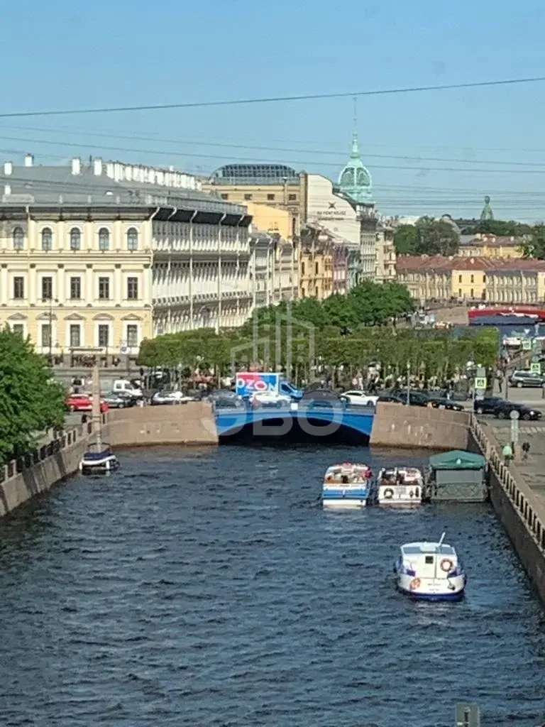 двухкомнатная квартира в Санкт-Петербурге по адресу: Реки Мойки наб., 82