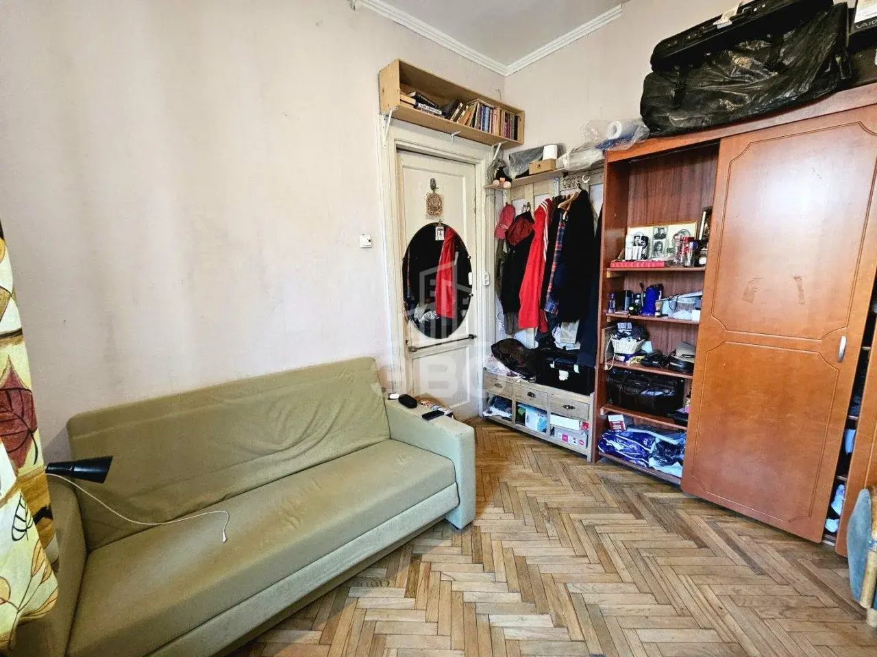 комната в Санкт-Петербурге по адресу: Декабристов ул., 49