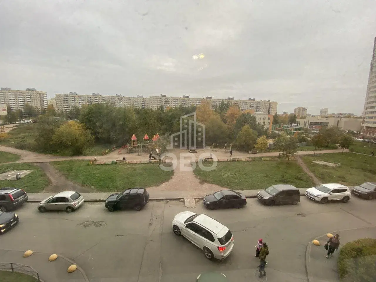 трехкомнатная квартира в Санкт-Петербурге по адресу: Ворошилова ул., 27, к 2