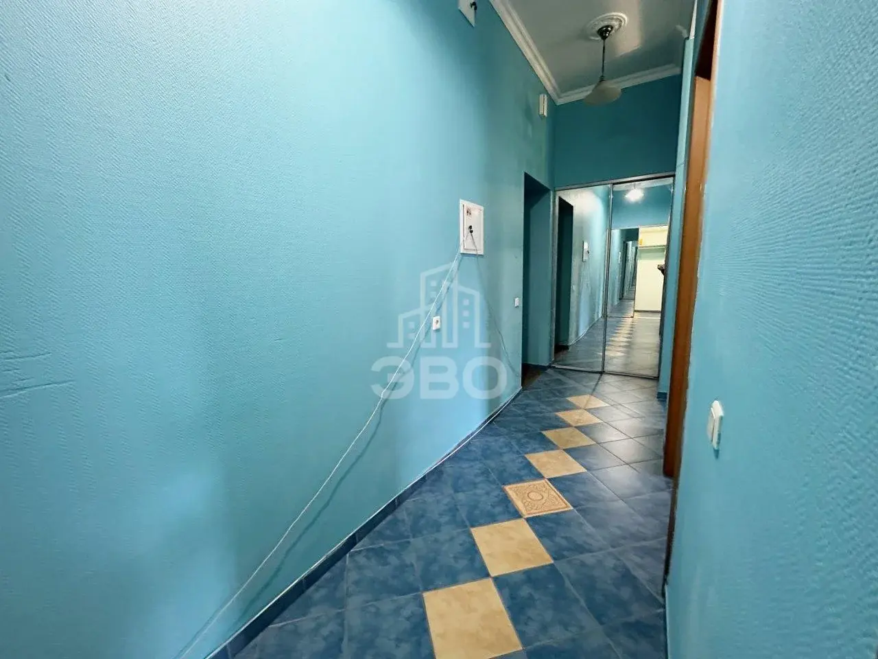 двухкомнатная квартира в Санкт-Петербурге по адресу: Союза Печатников ул., 30