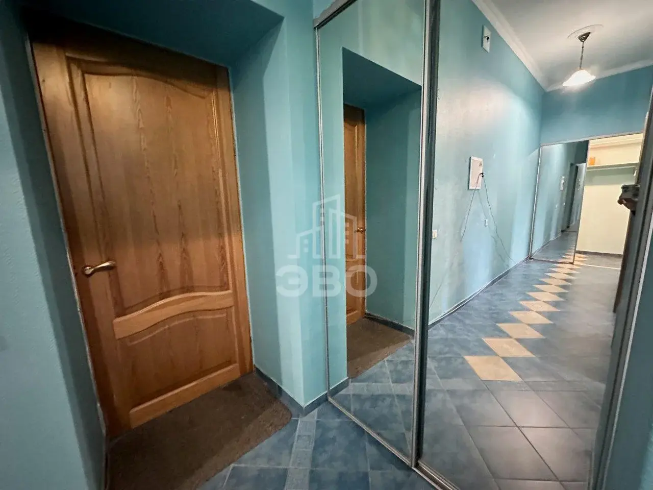 двухкомнатная квартира в Санкт-Петербурге по адресу: Союза Печатников ул., 30