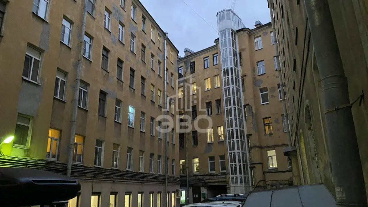 комната в Санкт-Петербурге по адресу: Старо-Петергофский проспект, 37