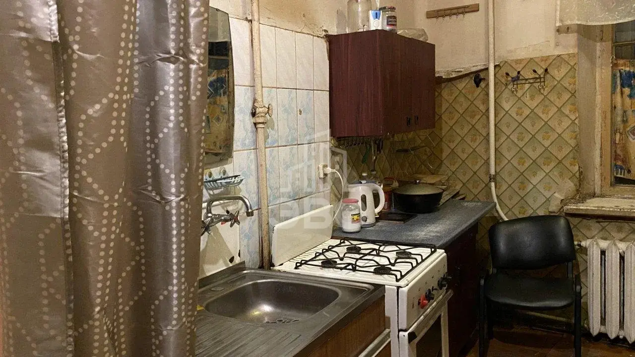 комната в Санкт-Петербурге по адресу: Старо-Петергофский проспект, 37
