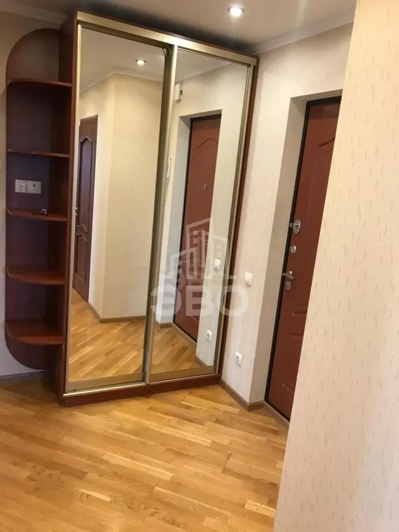 двухкомнатная квартира в Санкт-Петербурге по адресу: Энергетиков проспект, 35, к 4