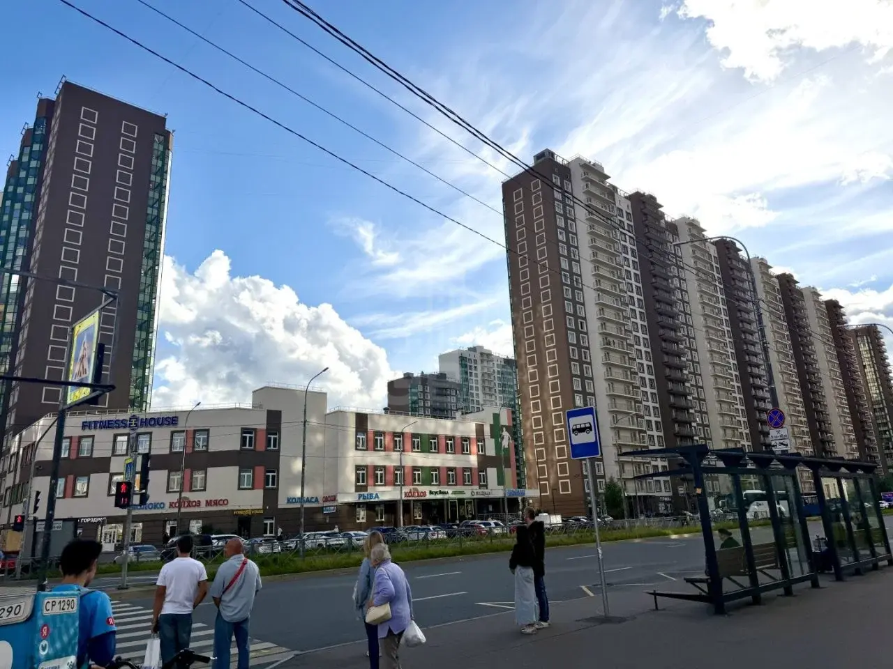 двухкомнатная квартира в Ленинградской области по адресу: Петровский б-р., 11, к 1