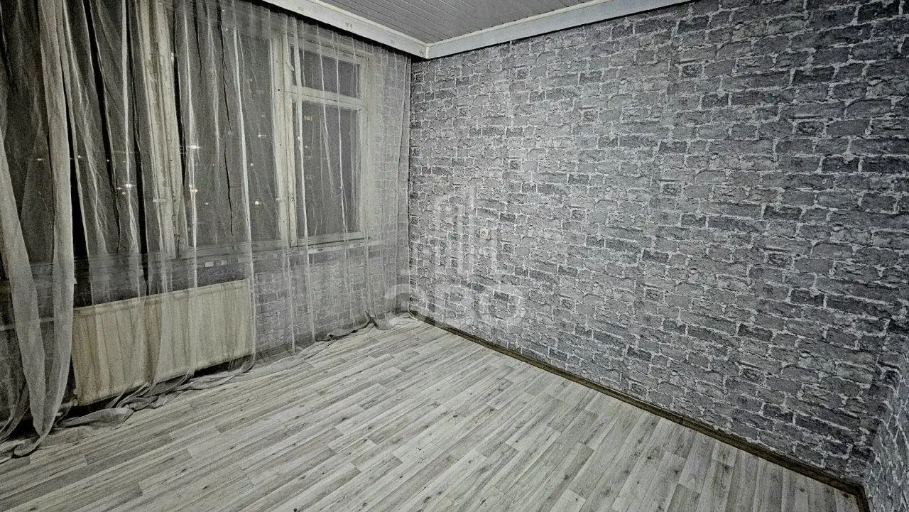 трехкомнатная квартира в Санкт-Петербурге по адресу: Софийская ул., 34, к 2