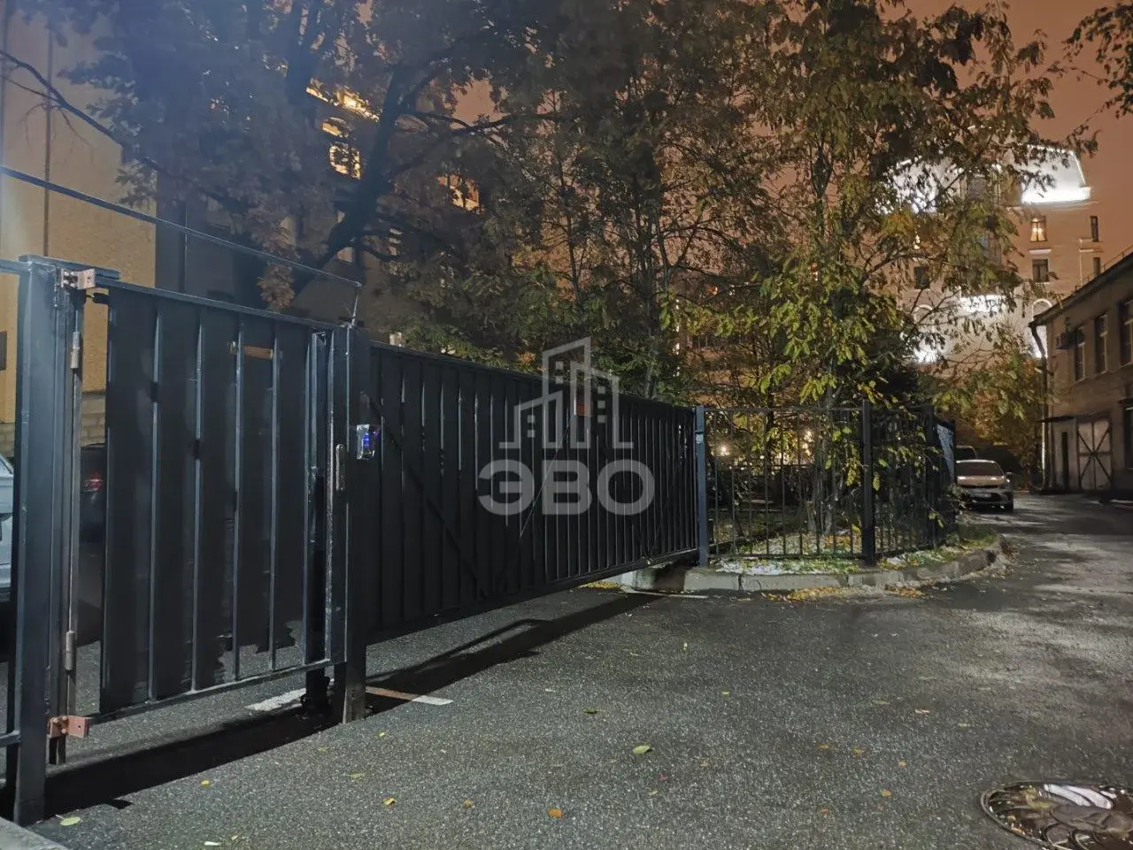 двухкомнатная квартира в Санкт-Петербурге по адресу: Мартынова наб., 12