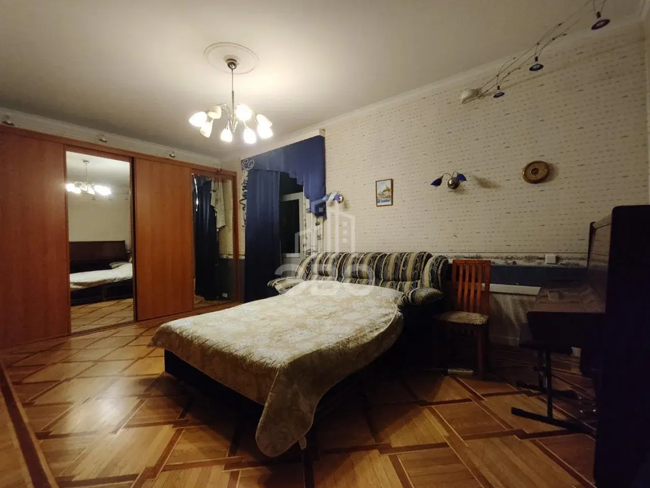 двухкомнатная квартира в Санкт-Петербурге по адресу: Мартынова наб., 12